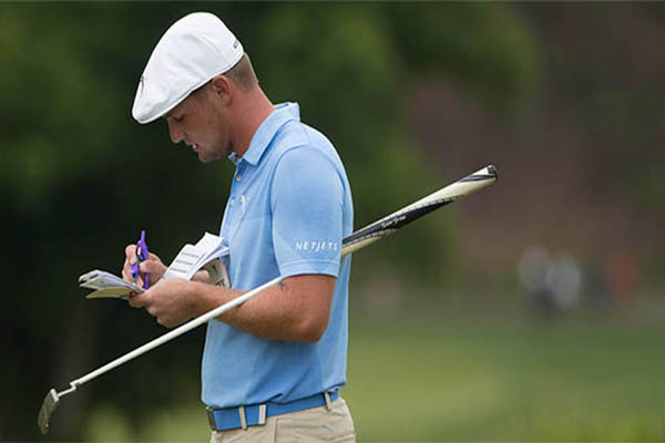 do-the-scroing-later-golf-etiquettes
