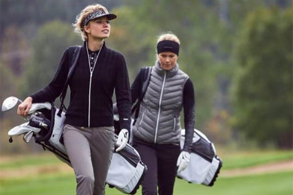 Proper Golf Attire for Women - Deemples Golf App